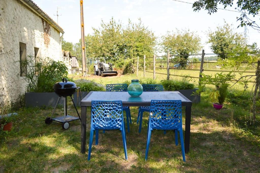 Gite A La Ferme Chaleureux Apartment Civrac-de-Blaye Ngoại thất bức ảnh